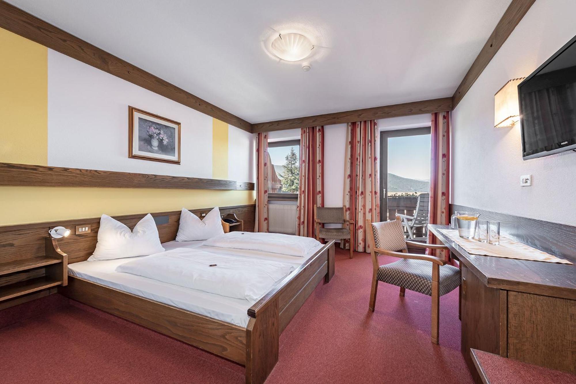 טרנטו Hotel Wiedenhofer מראה חיצוני תמונה