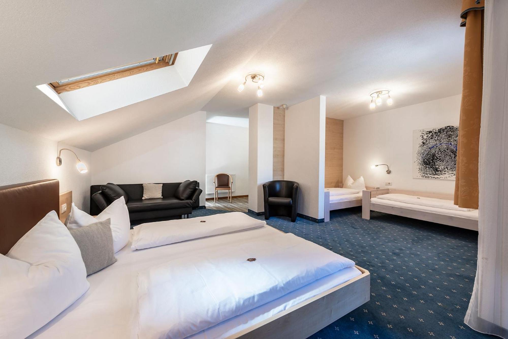 טרנטו Hotel Wiedenhofer מראה חיצוני תמונה